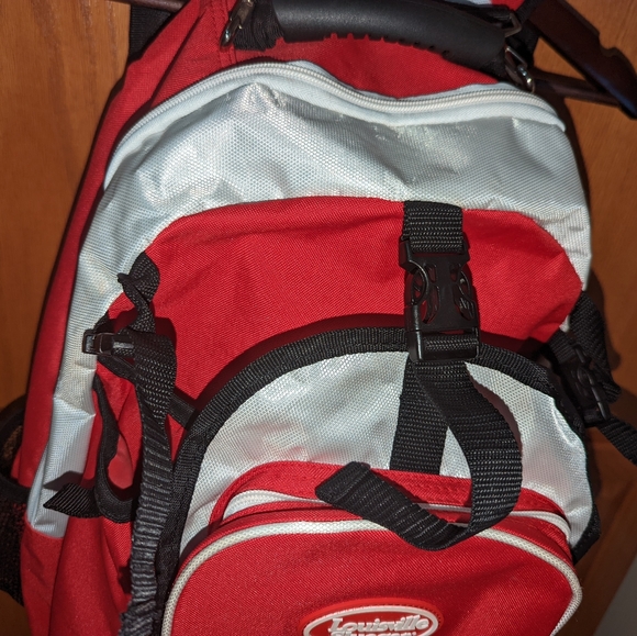 Louisville Slugger Softball Large Backpack Expandable Red White Travel equipment - Picture 13 of 14